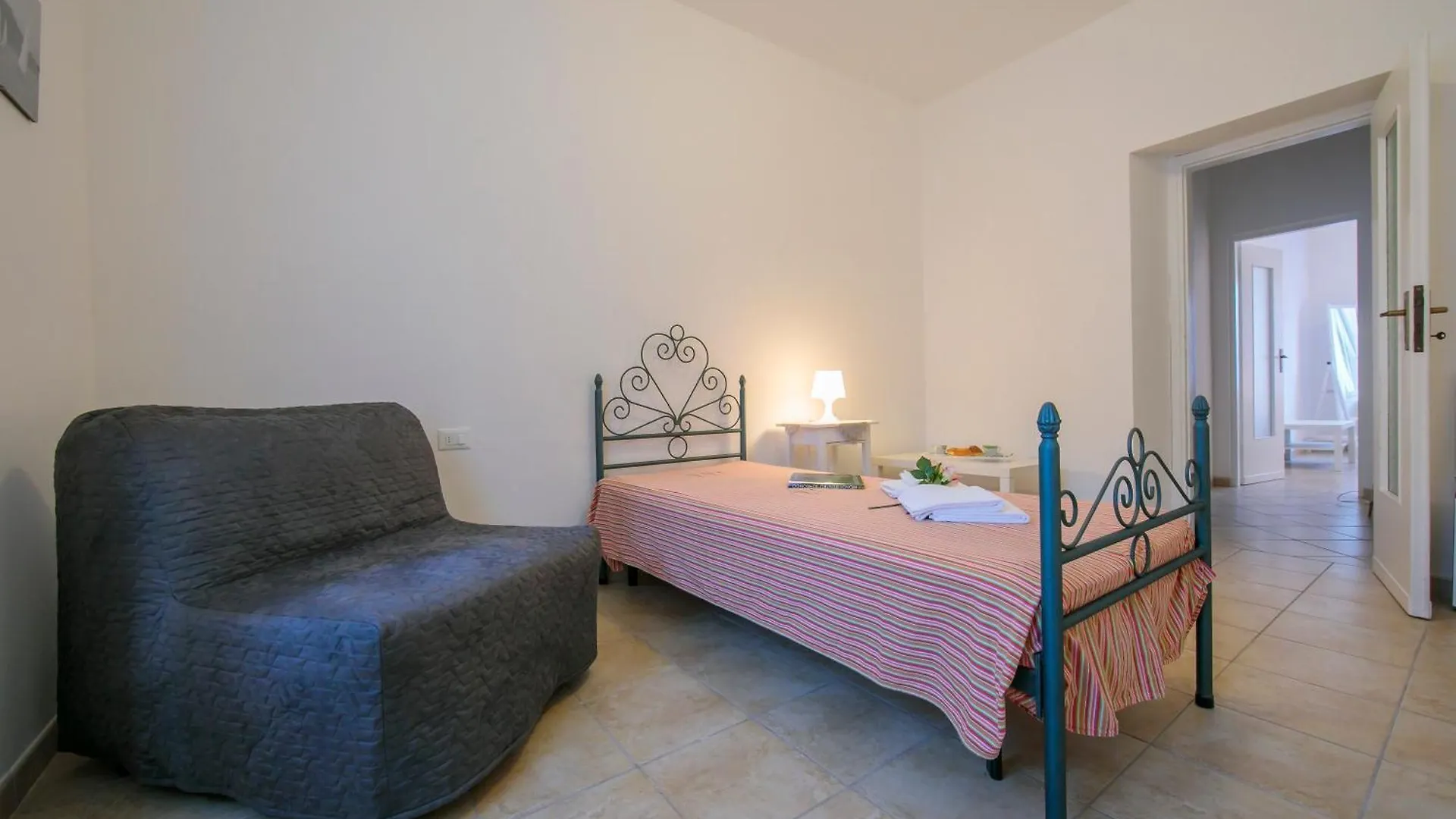 Casa Al Caprifoglio 600M From Beach - Happy Rentals 伊斯普拉 公寓