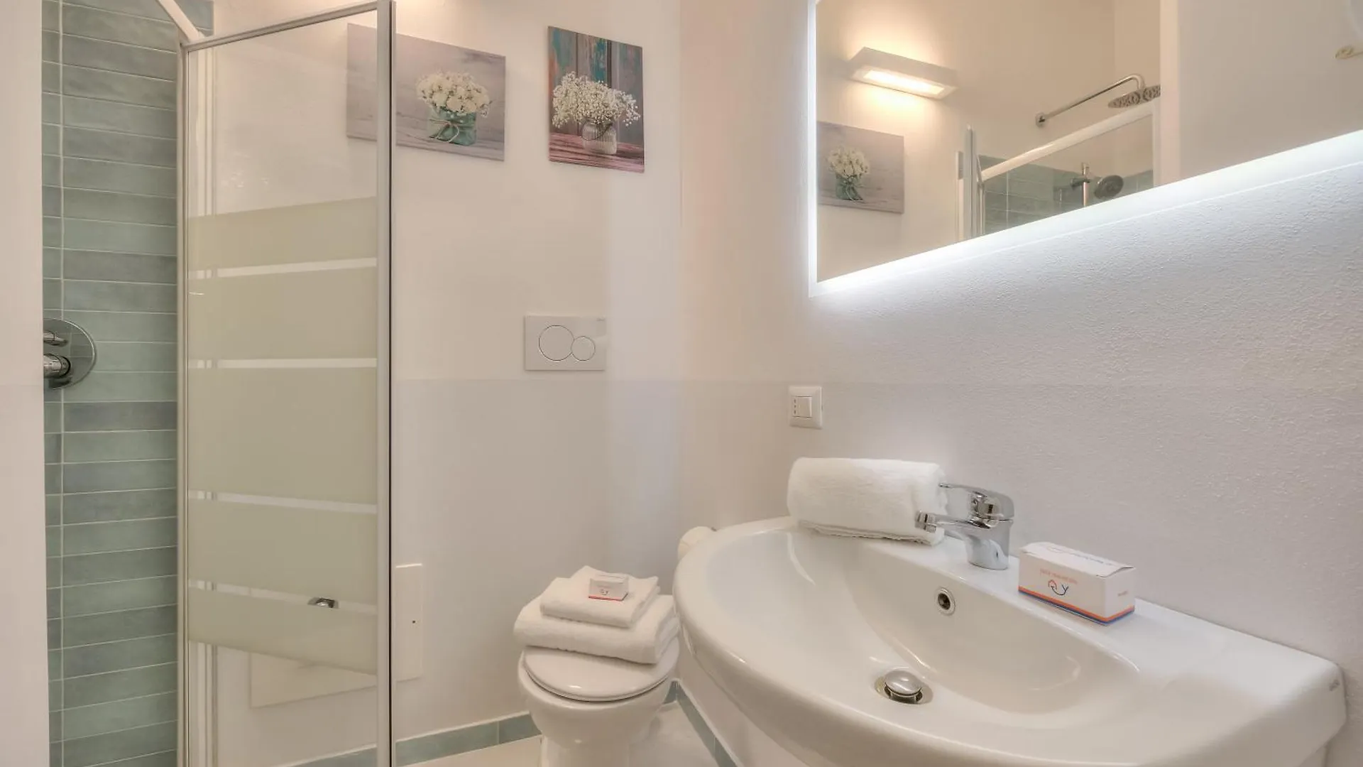 Casa Al Caprifoglio 600M From Beach - Happy Rentals Ispra Apartment