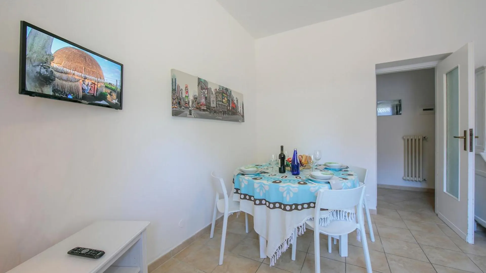 Apartment Casa Al Caprifoglio 600M From Beach - Happy Rentals Ispra