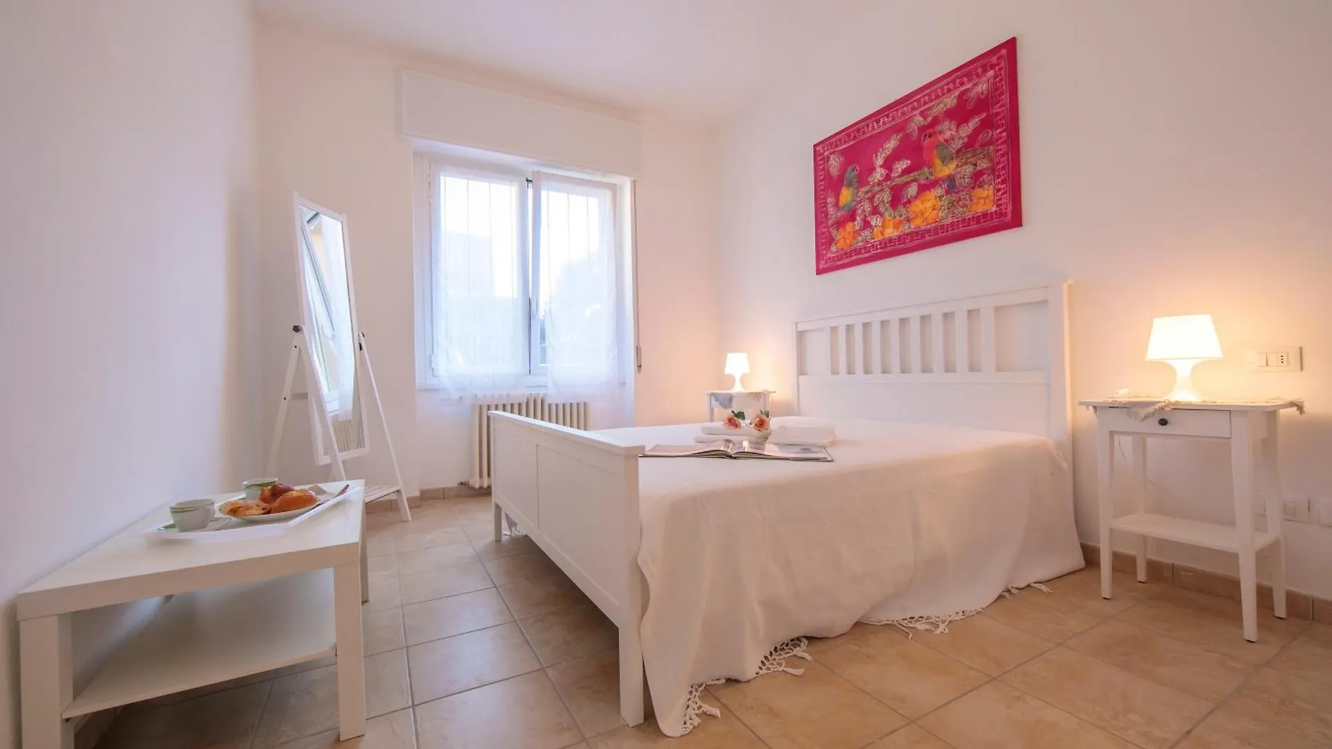 Apartment Casa Al Caprifoglio 600M From Beach - Happy Rentals Ispra Italy